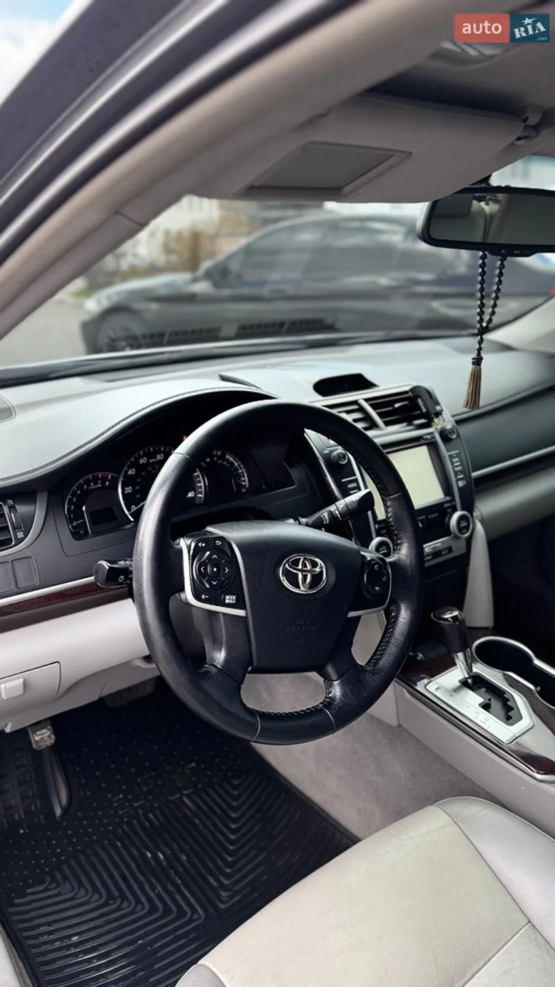 2014 Toyota Camry - мініатюра 29