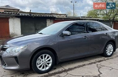 Седан Toyota Camry 2017 в Жовтих Водах