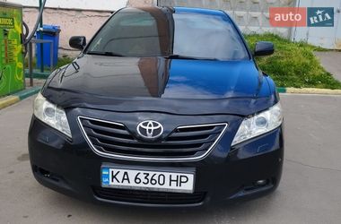Седан Toyota Camry 2006 в Киеве
