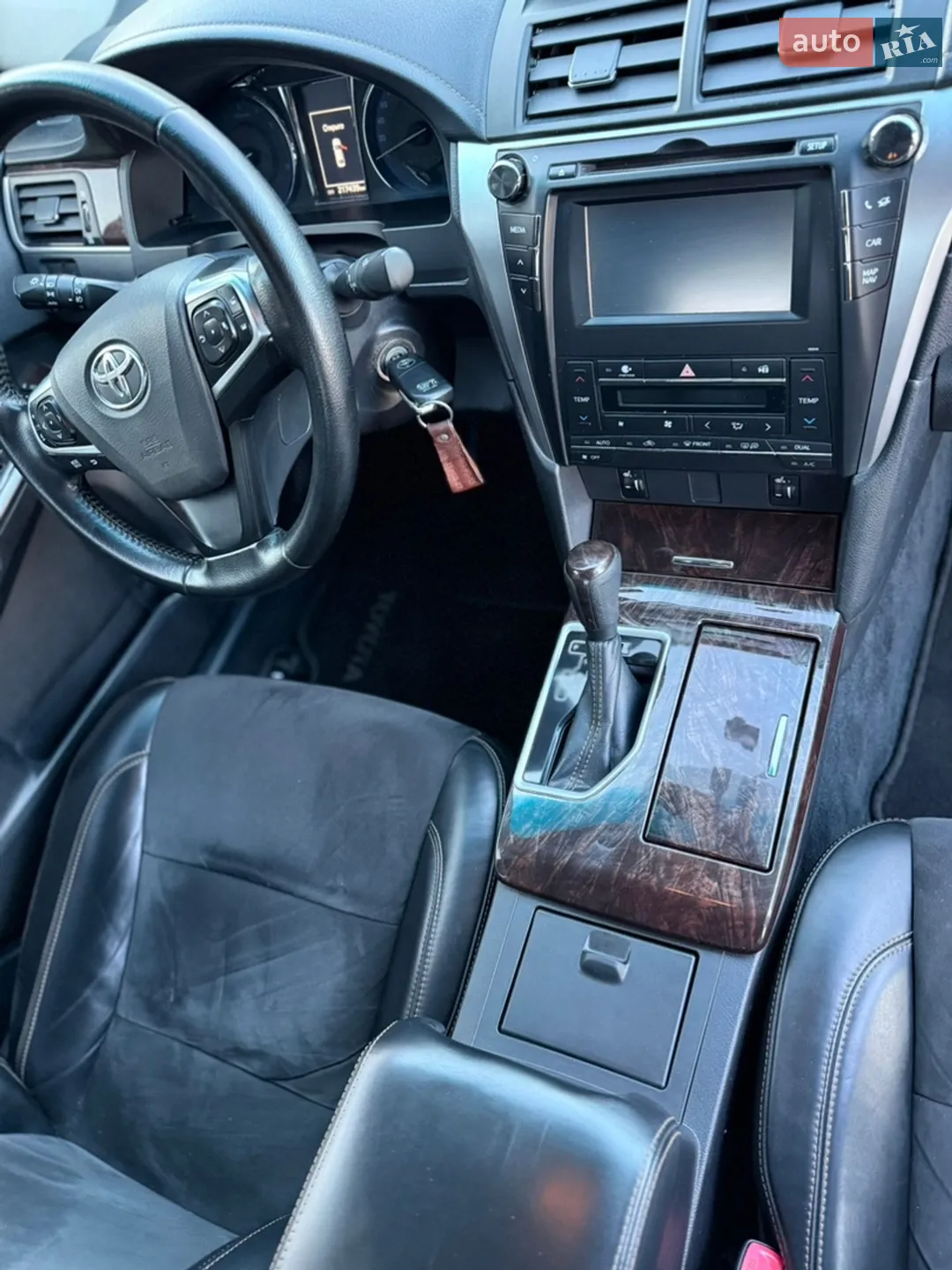 2017 Toyota Camry - мініатюра 25