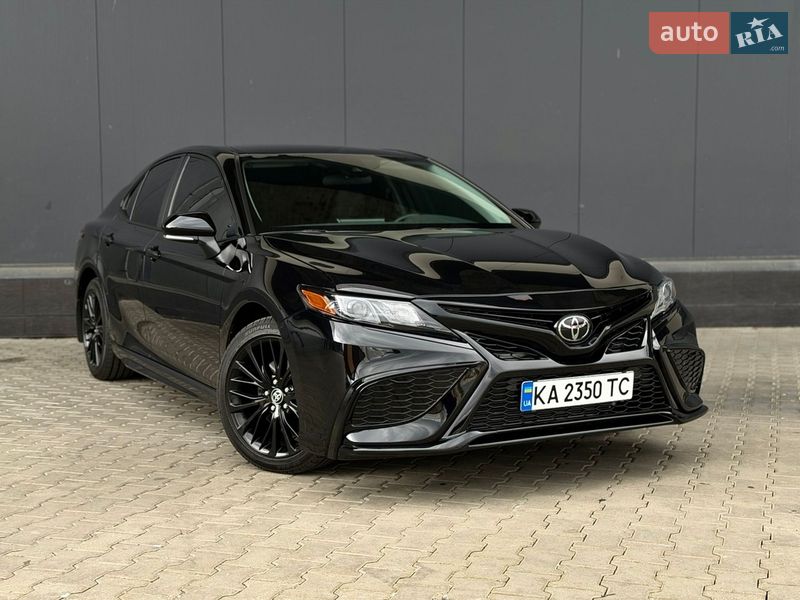 Toyota Camry 2022