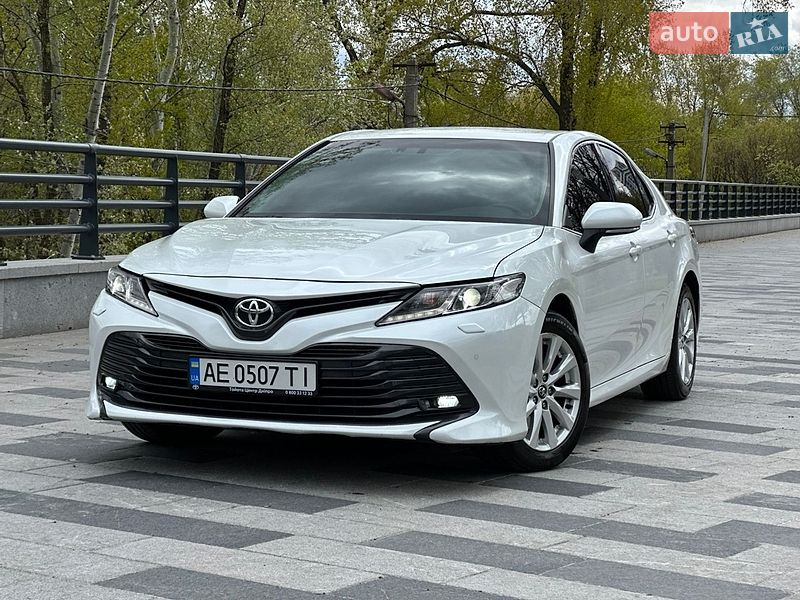 Toyota Camry 2018