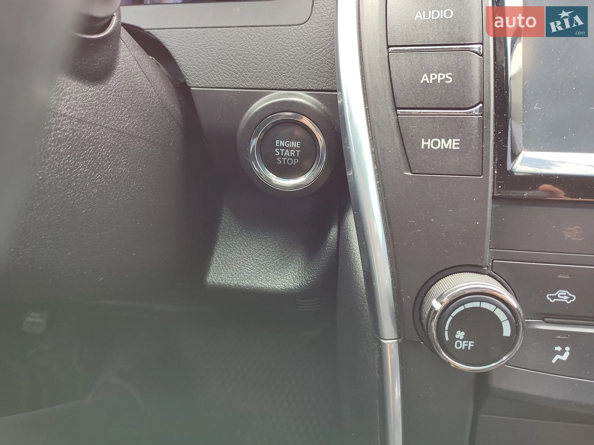 2015 Toyota Camry - мініатюра 19