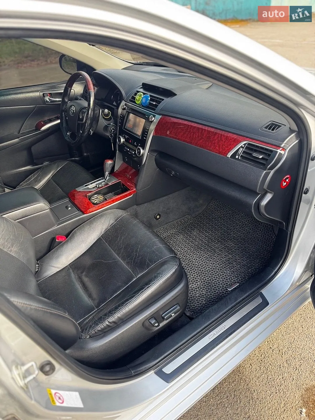 2011 Toyota Camry - мініатюра 11