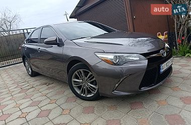 Седан Toyota Camry 2015 в Вінниці