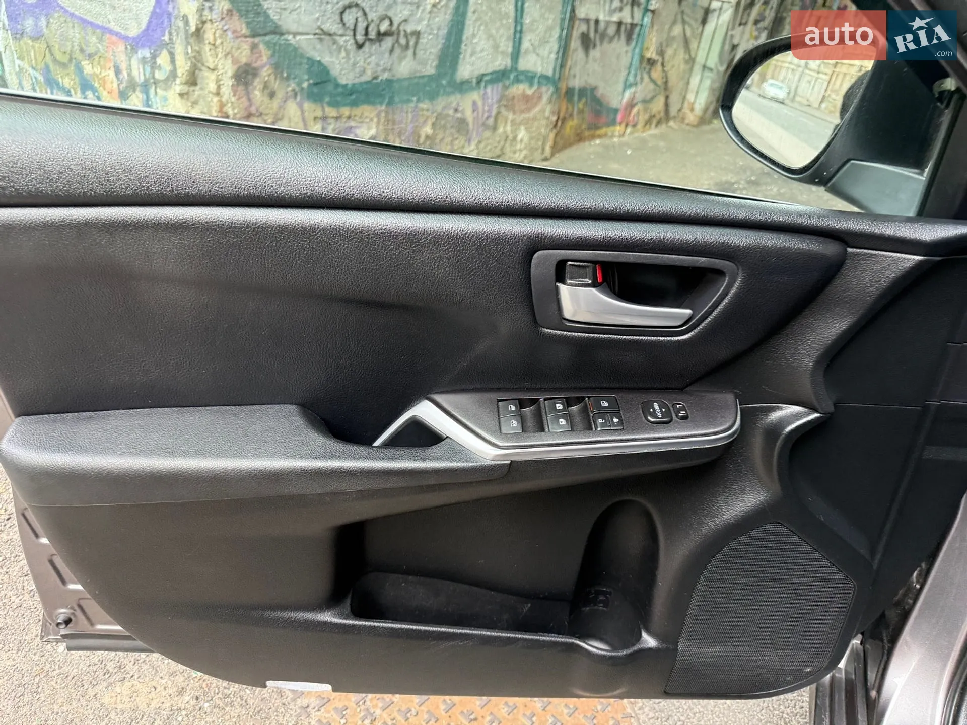 2017 Toyota Camry - мініатюра 71