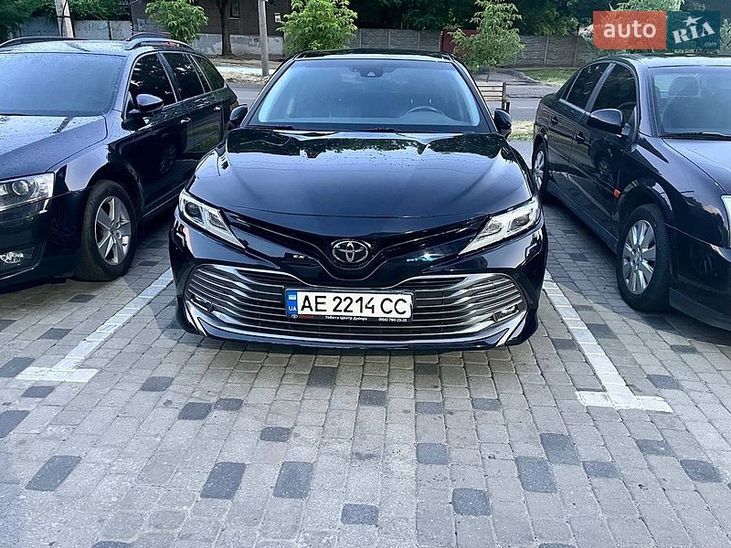 Toyota Camry 2017