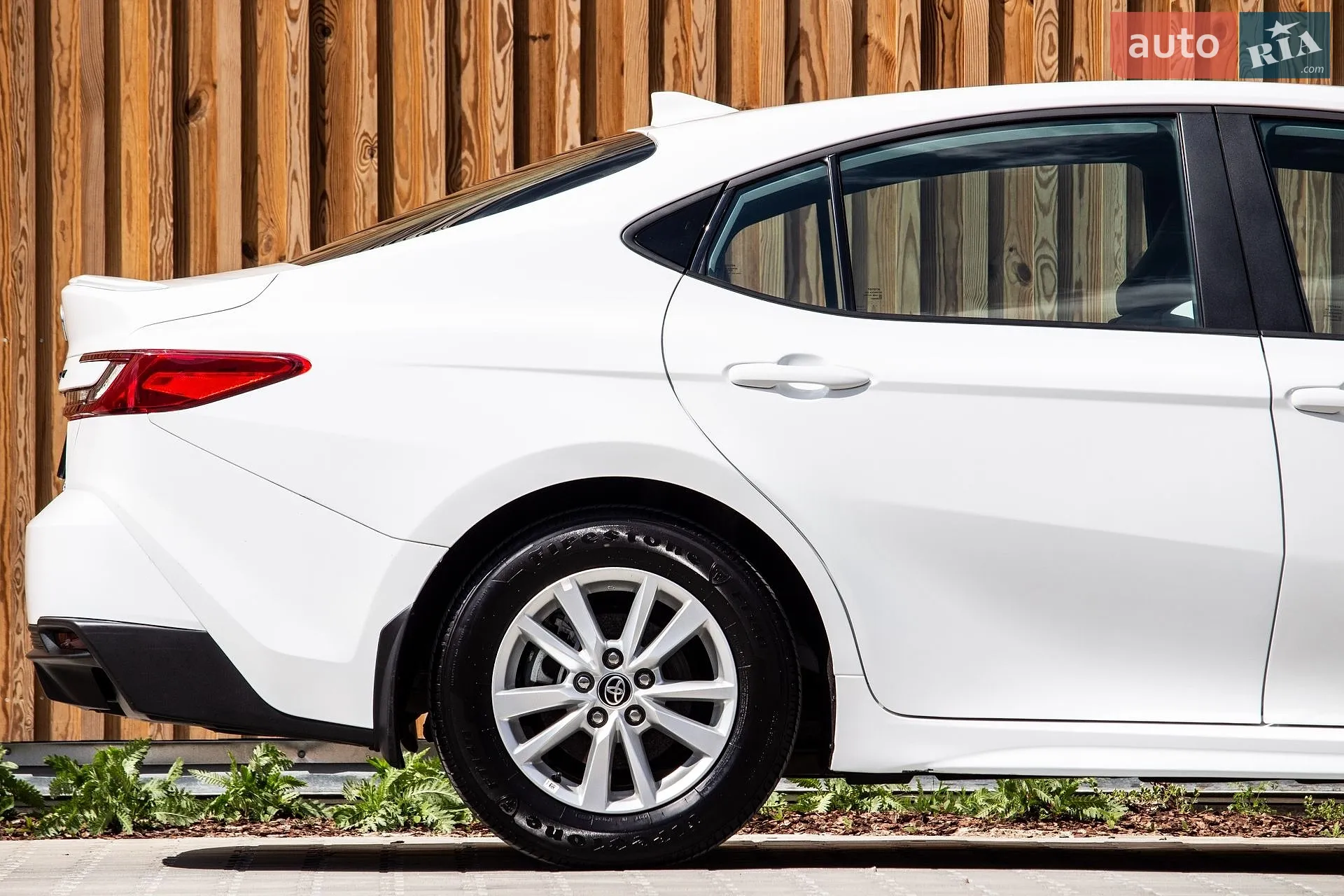 2025 Toyota Camry - мініатюра 12