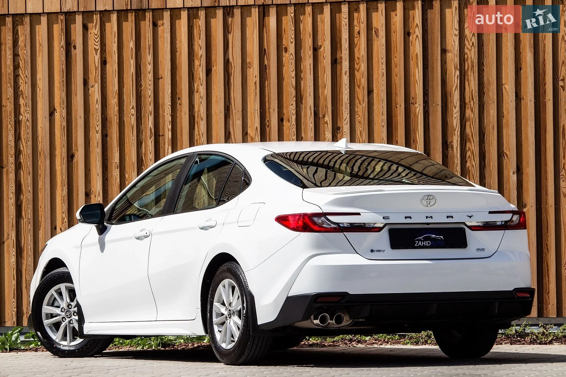 2025 Toyota Camry - мініатюра 9