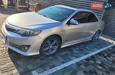Седан Toyota Camry 2014 в Николаеве