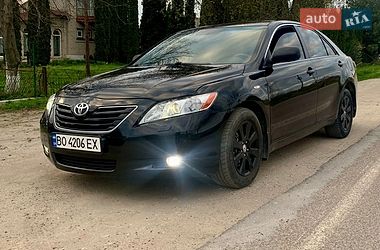 Седан Toyota Camry 2006 в Кременці