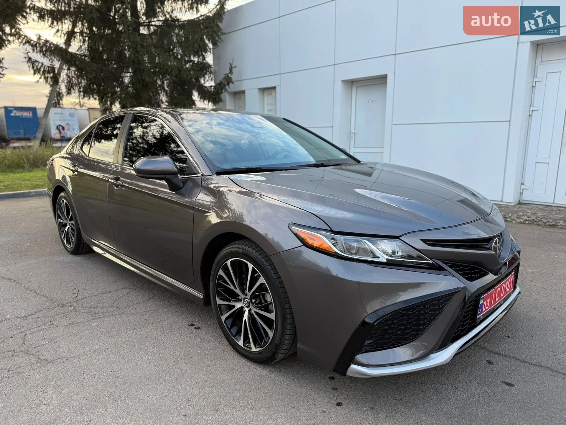 2018 Toyota Camry - мініатюра 4