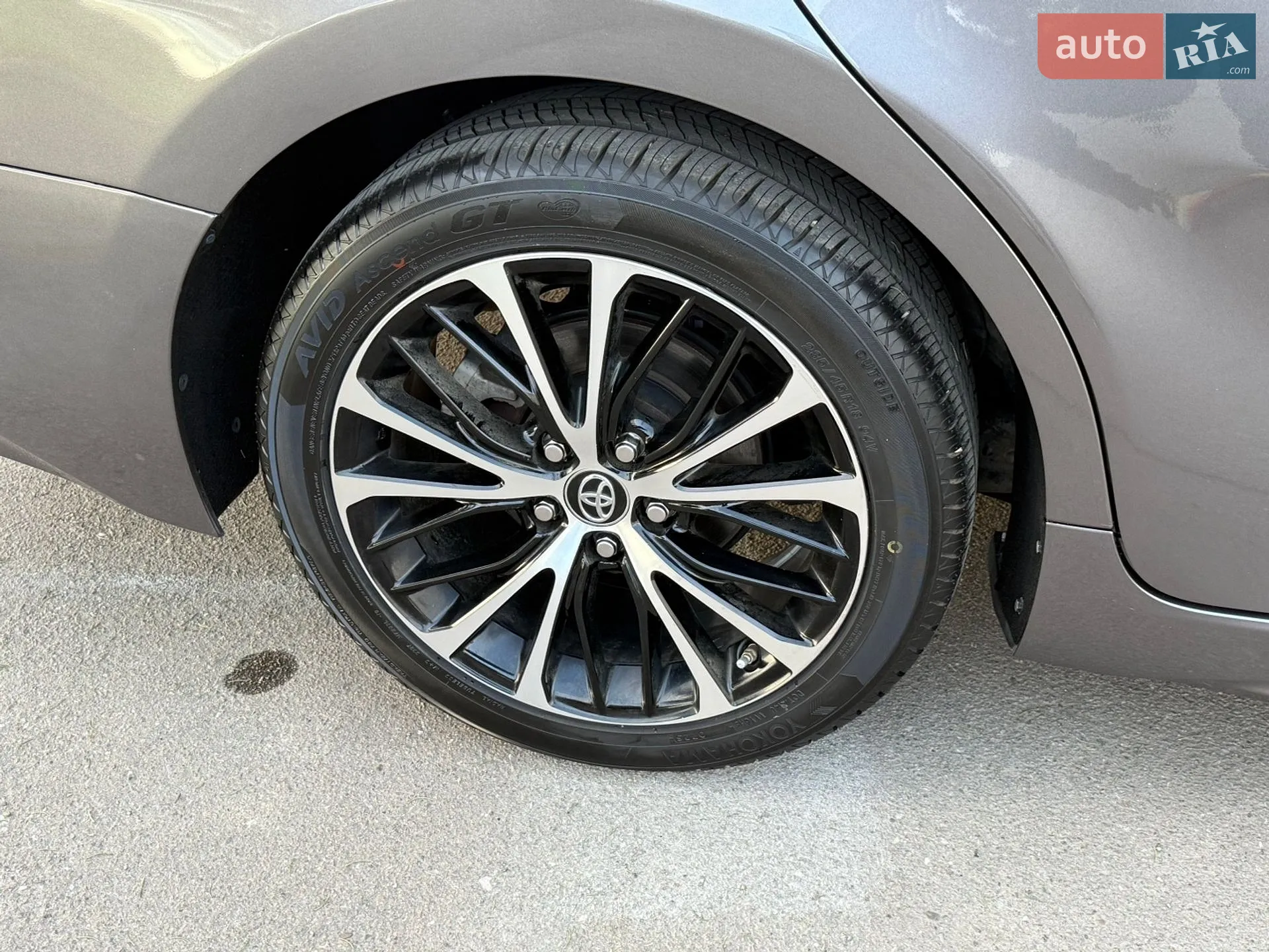 2018 Toyota Camry - мініатюра 17