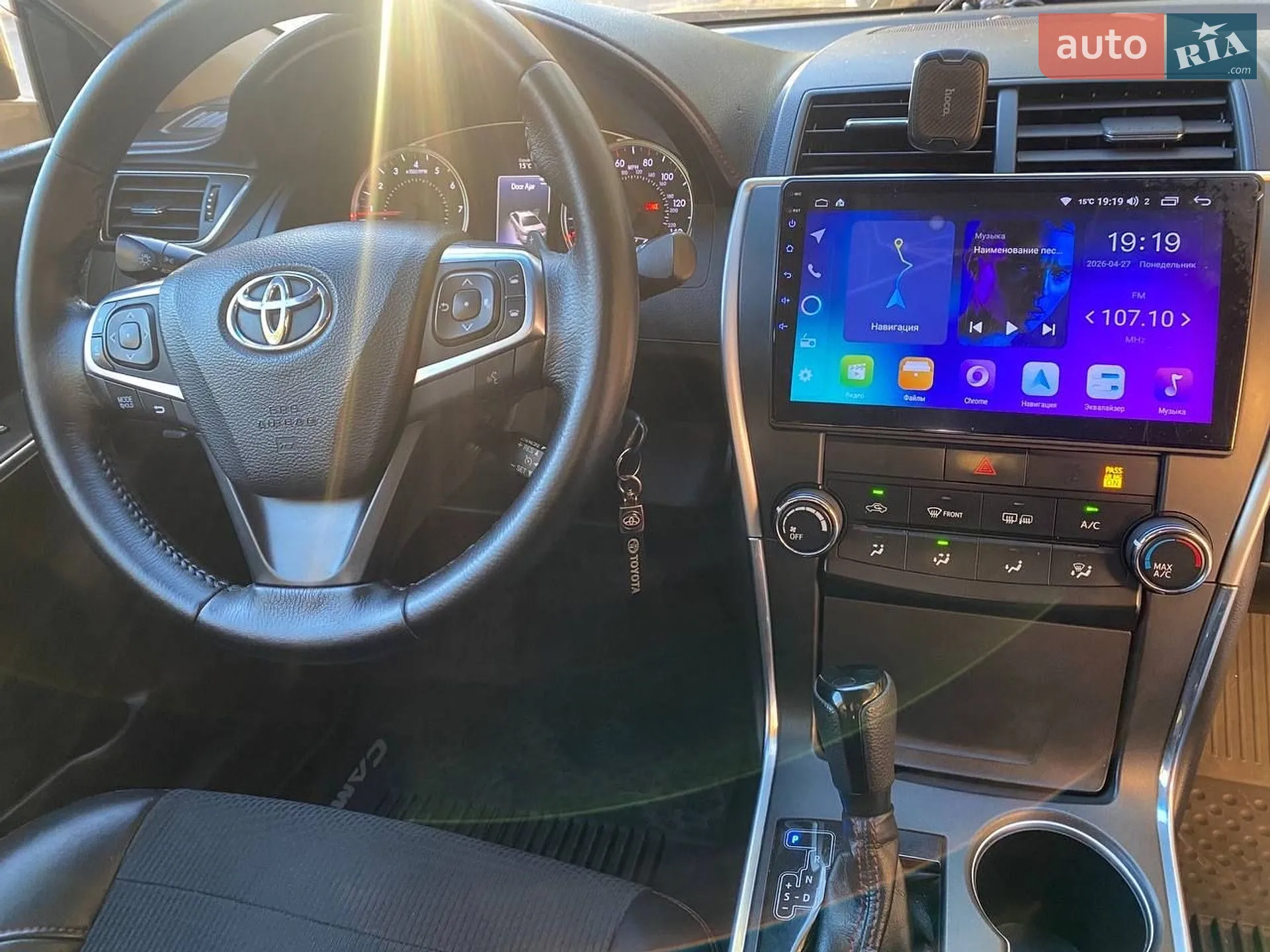 2017 Toyota Camry - мініатюра 19