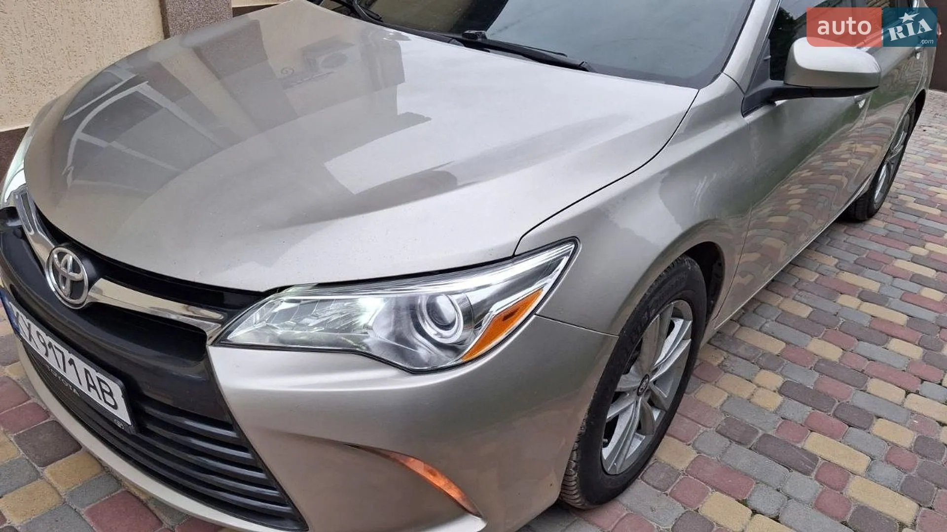 2016 Toyota Camry - мініатюра 2