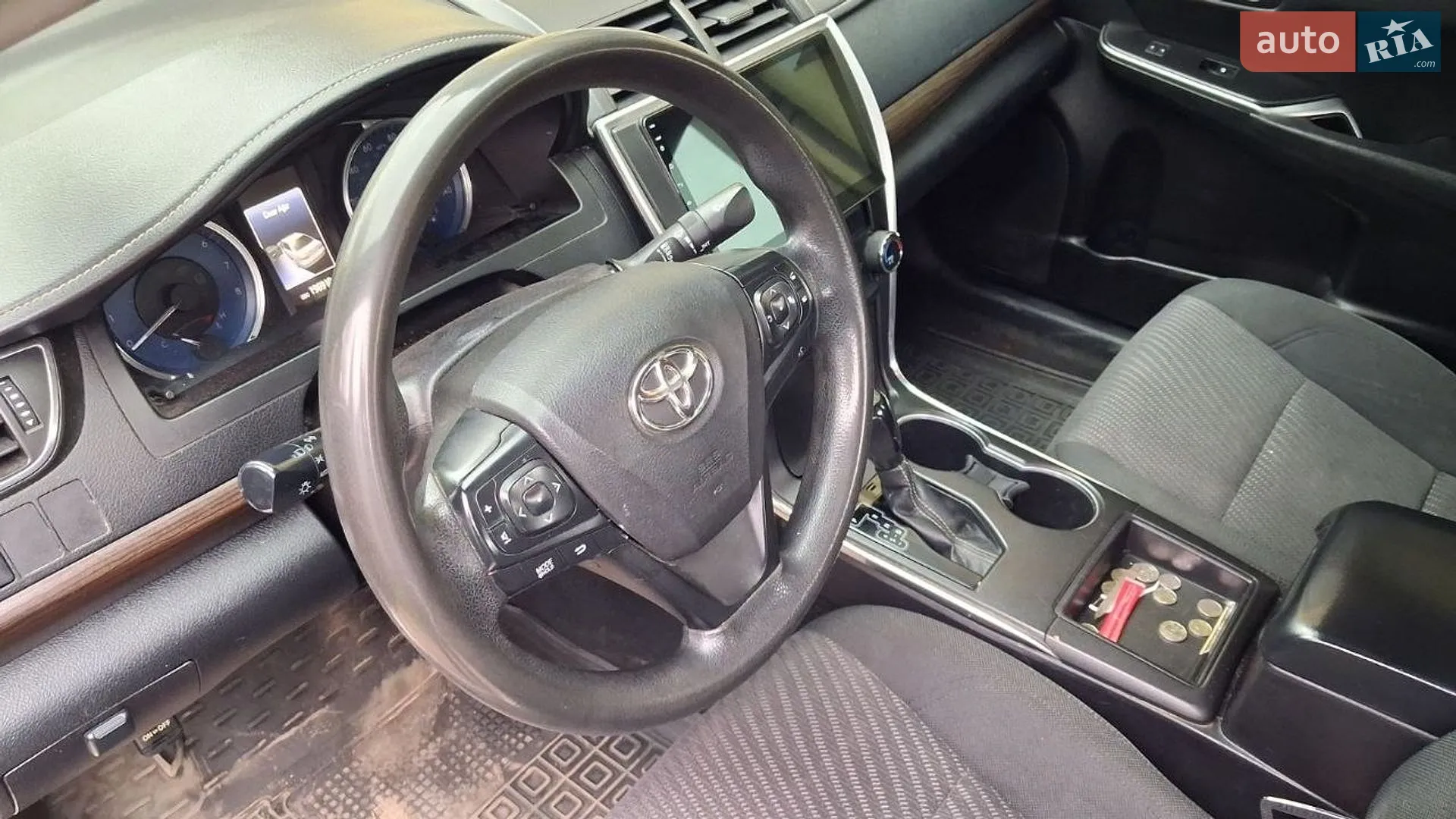 2016 Toyota Camry - мініатюра 18