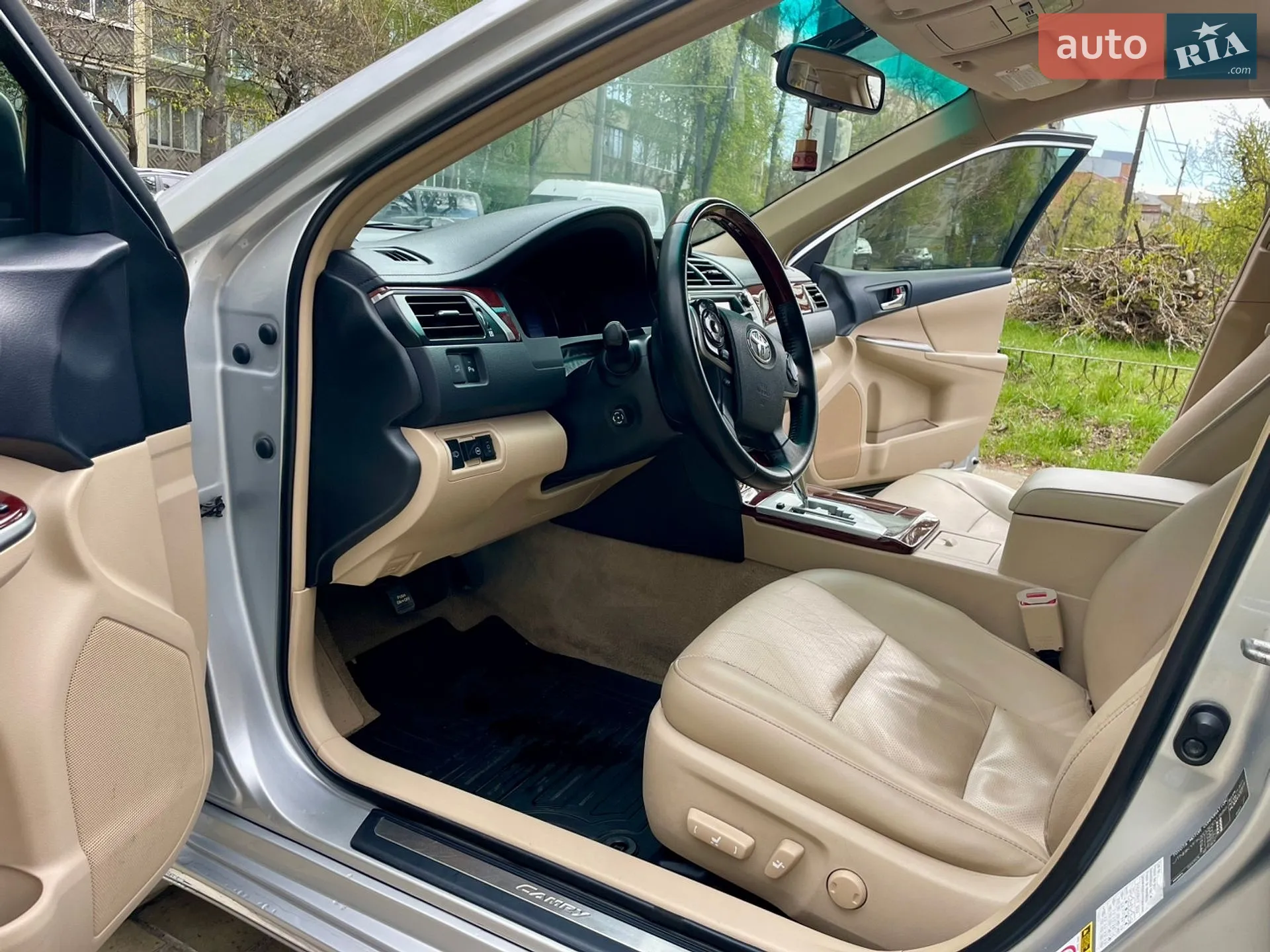 2012 Toyota Camry - мініатюра 42
