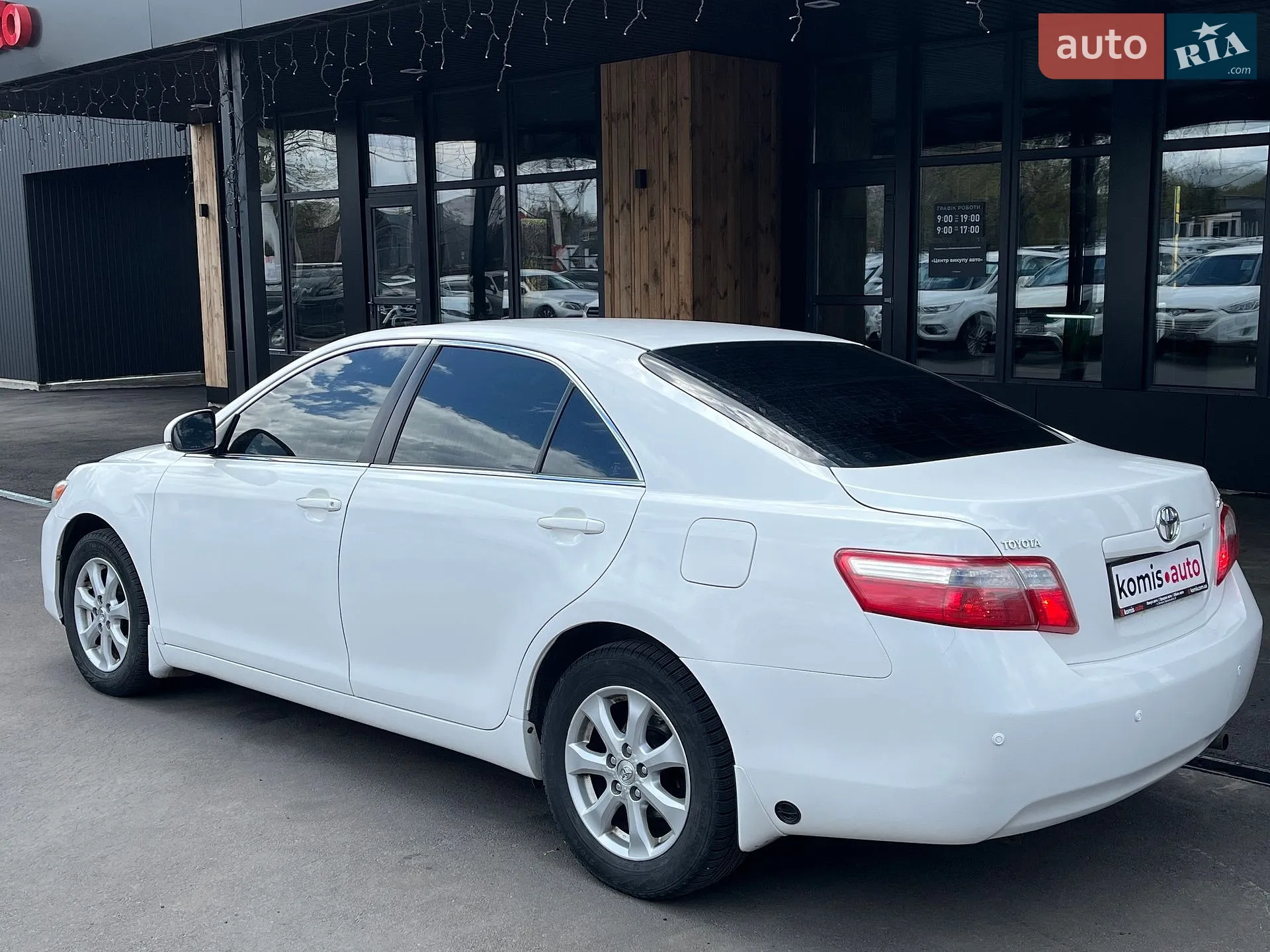 2010 Toyota Camry - мініатюра 12