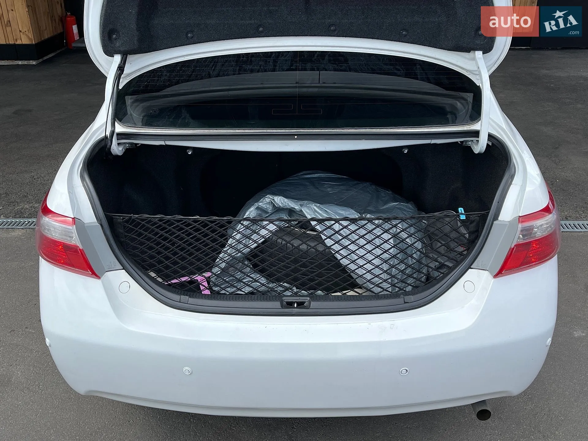 2010 Toyota Camry - мініатюра 23