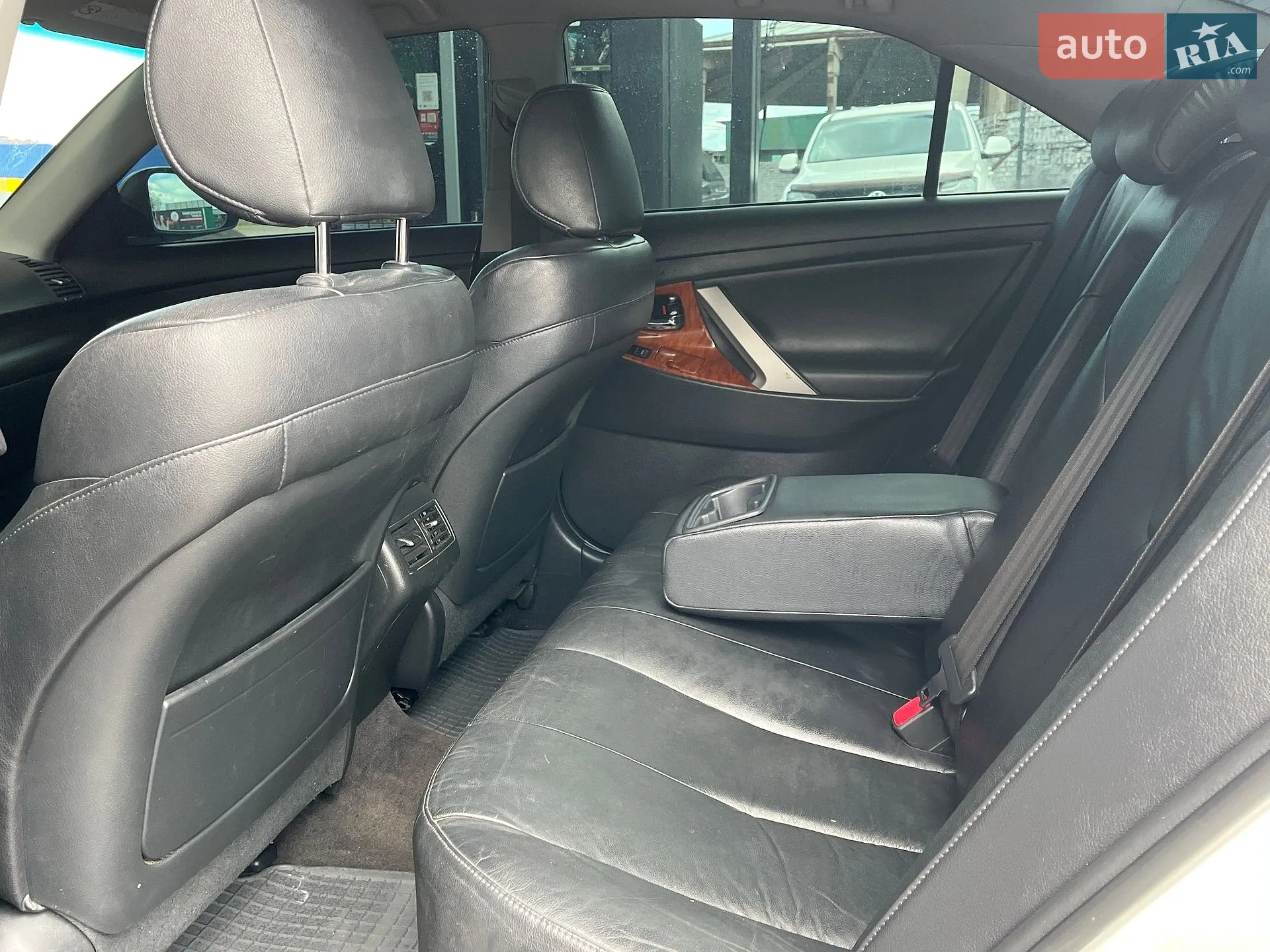 2010 Toyota Camry - мініатюра 30