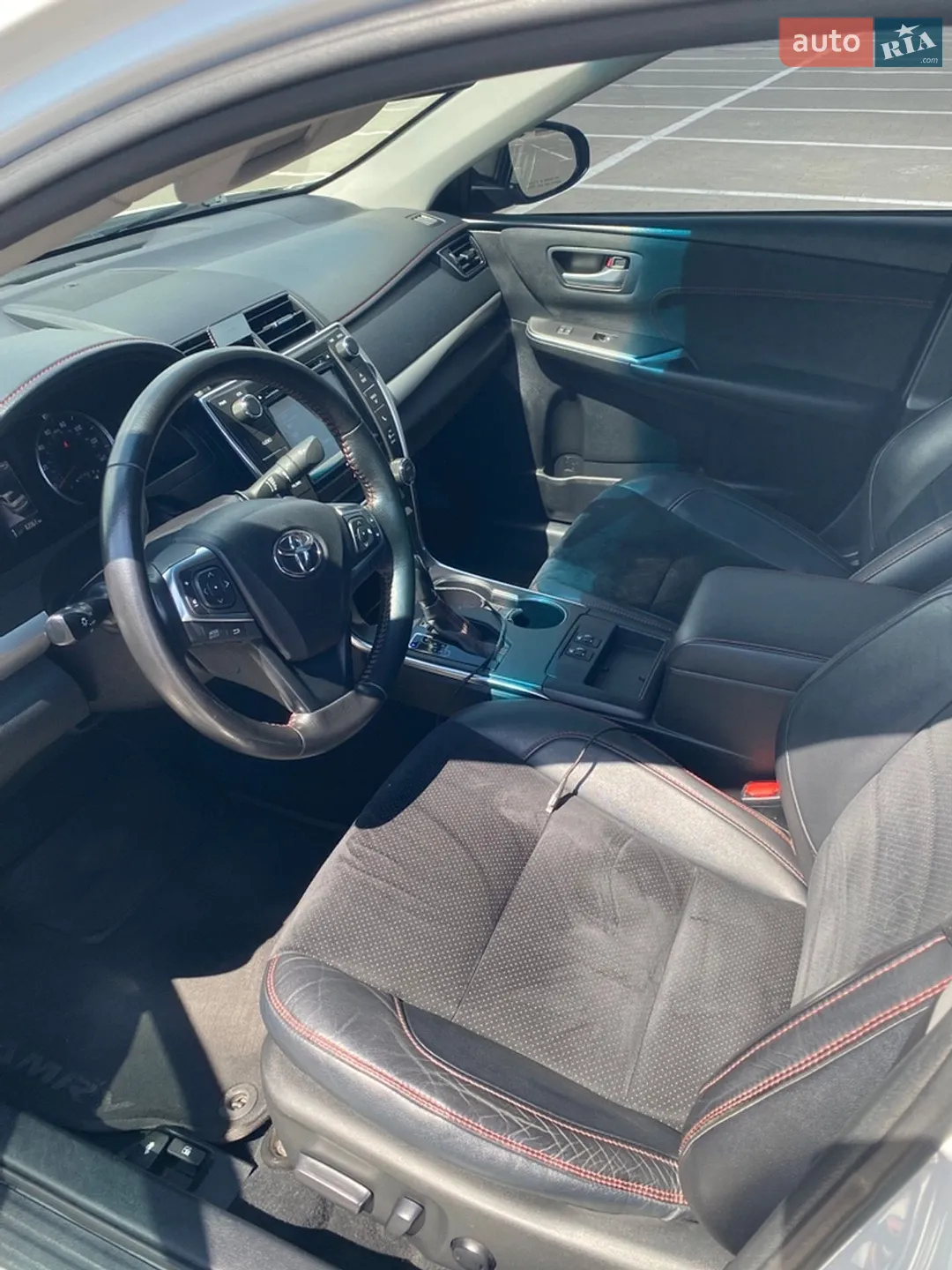 2016 Toyota Camry - мініатюра 9