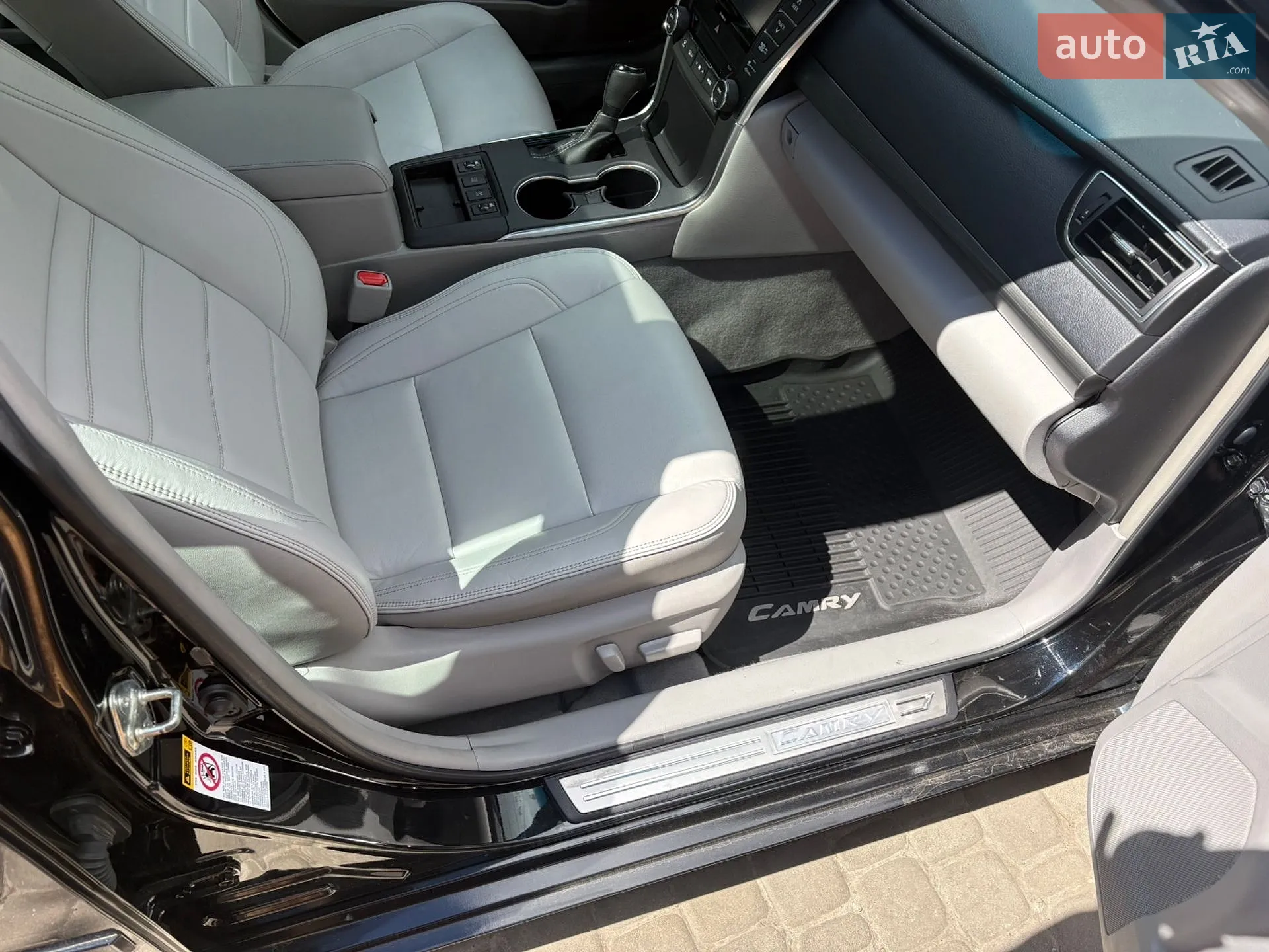 2015 Toyota Camry - мініатюра 12