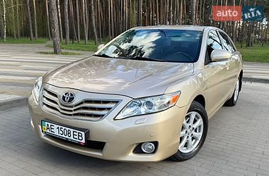Седан Toyota Camry 2009 в Києві