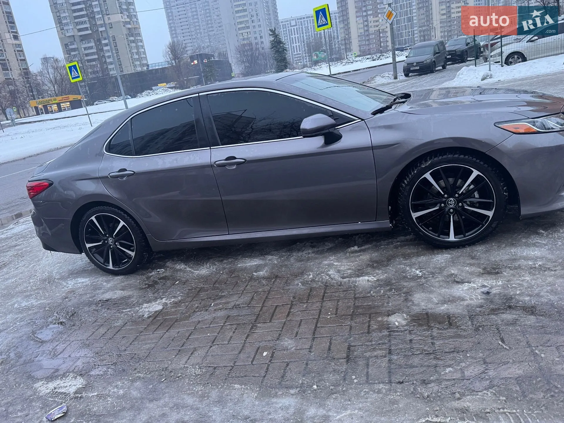2017 Toyota Camry - мініатюра 19