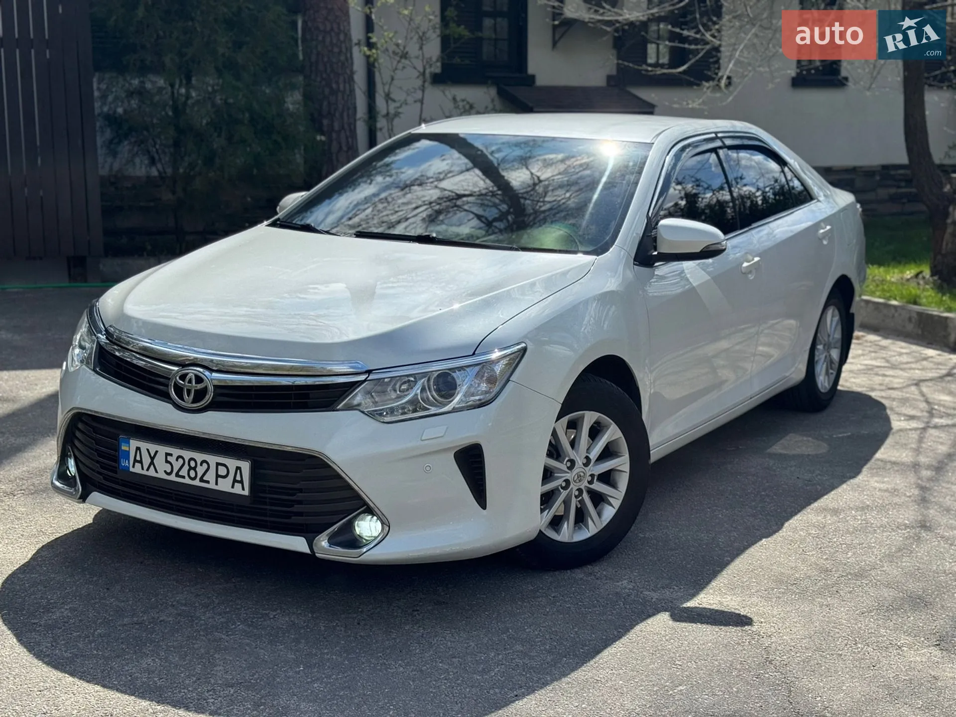 2015 Toyota Camry - мініатюра 2