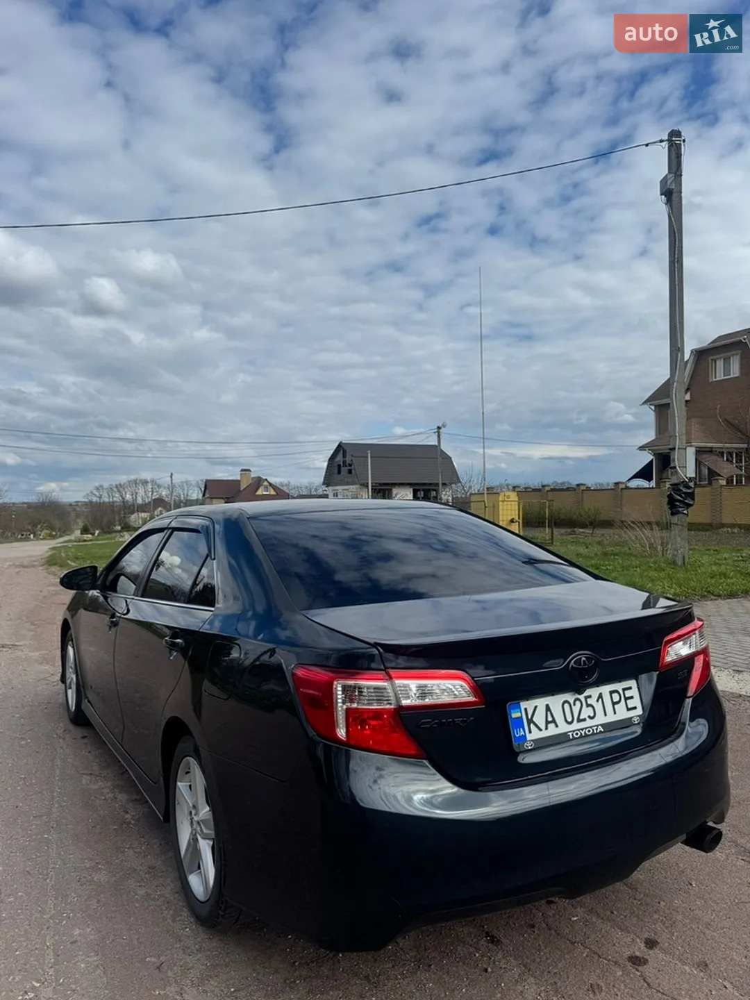 2013 Toyota Camry - мініатюра 3