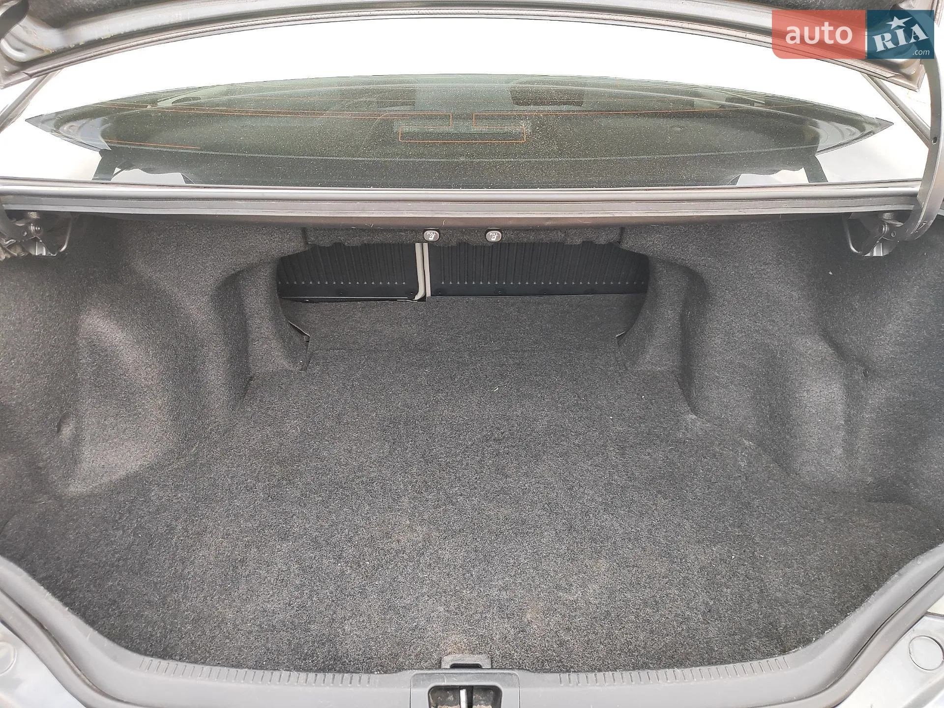 2013 Toyota Camry - мініатюра 27