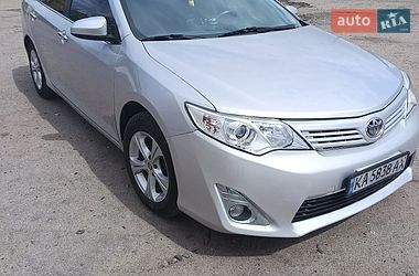 Седан Toyota Camry 2014 в Переяславі