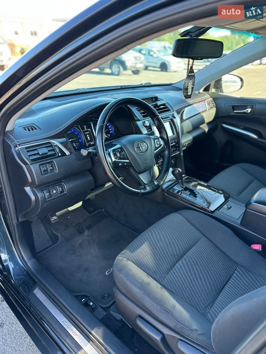 2015 Toyota Camry - мініатюра 18