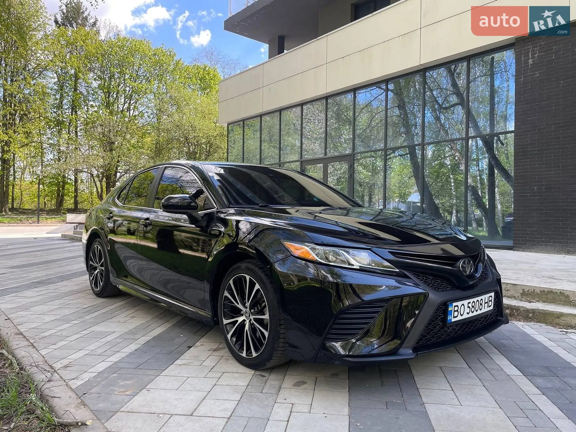 2020 Toyota Camry - мініатюра 16