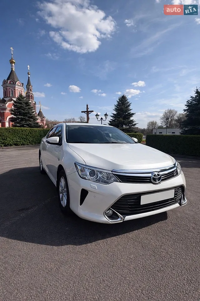 2017 Toyota Camry - мініатюра 16