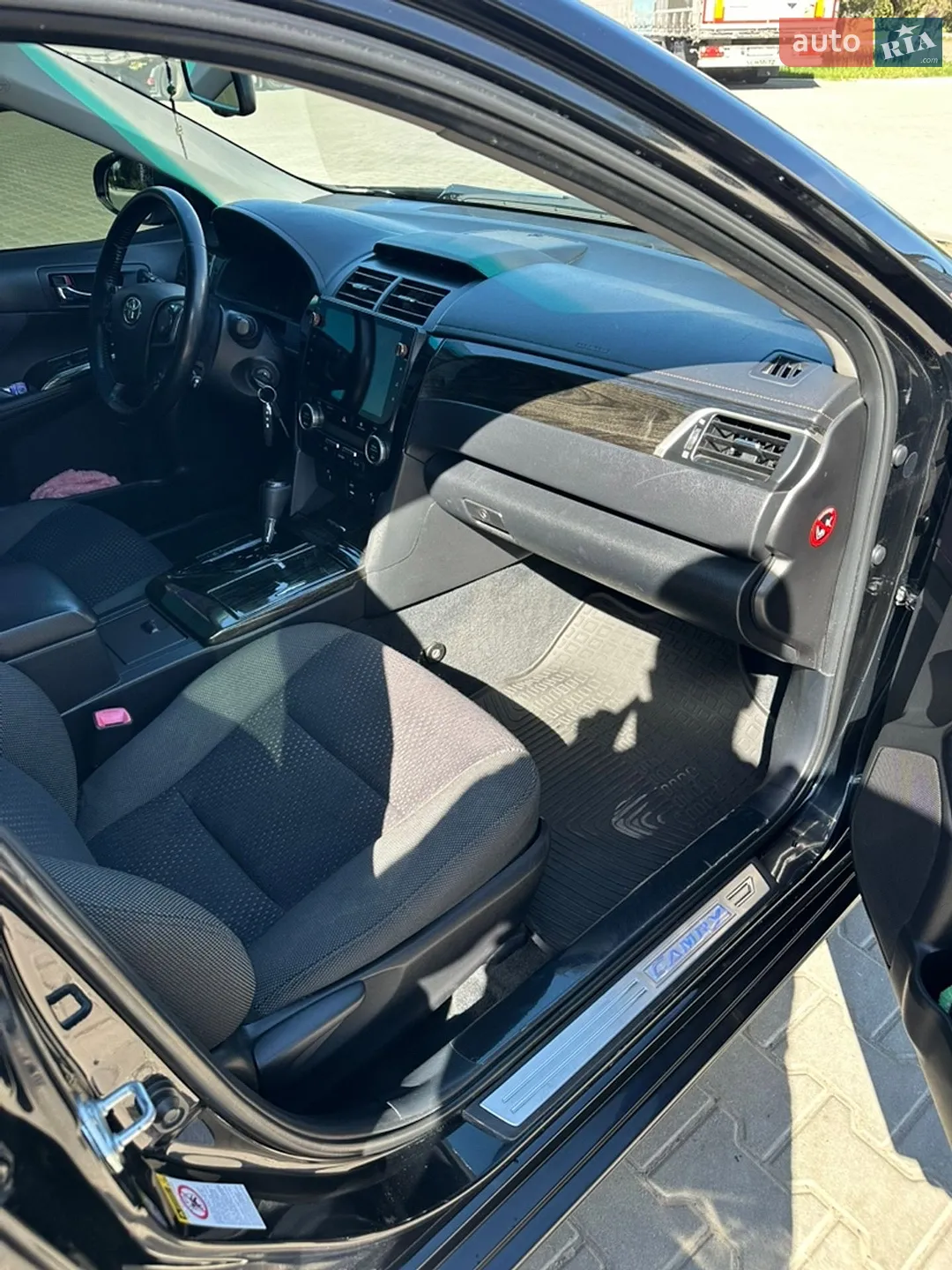 2014 Toyota Camry - мініатюра 30
