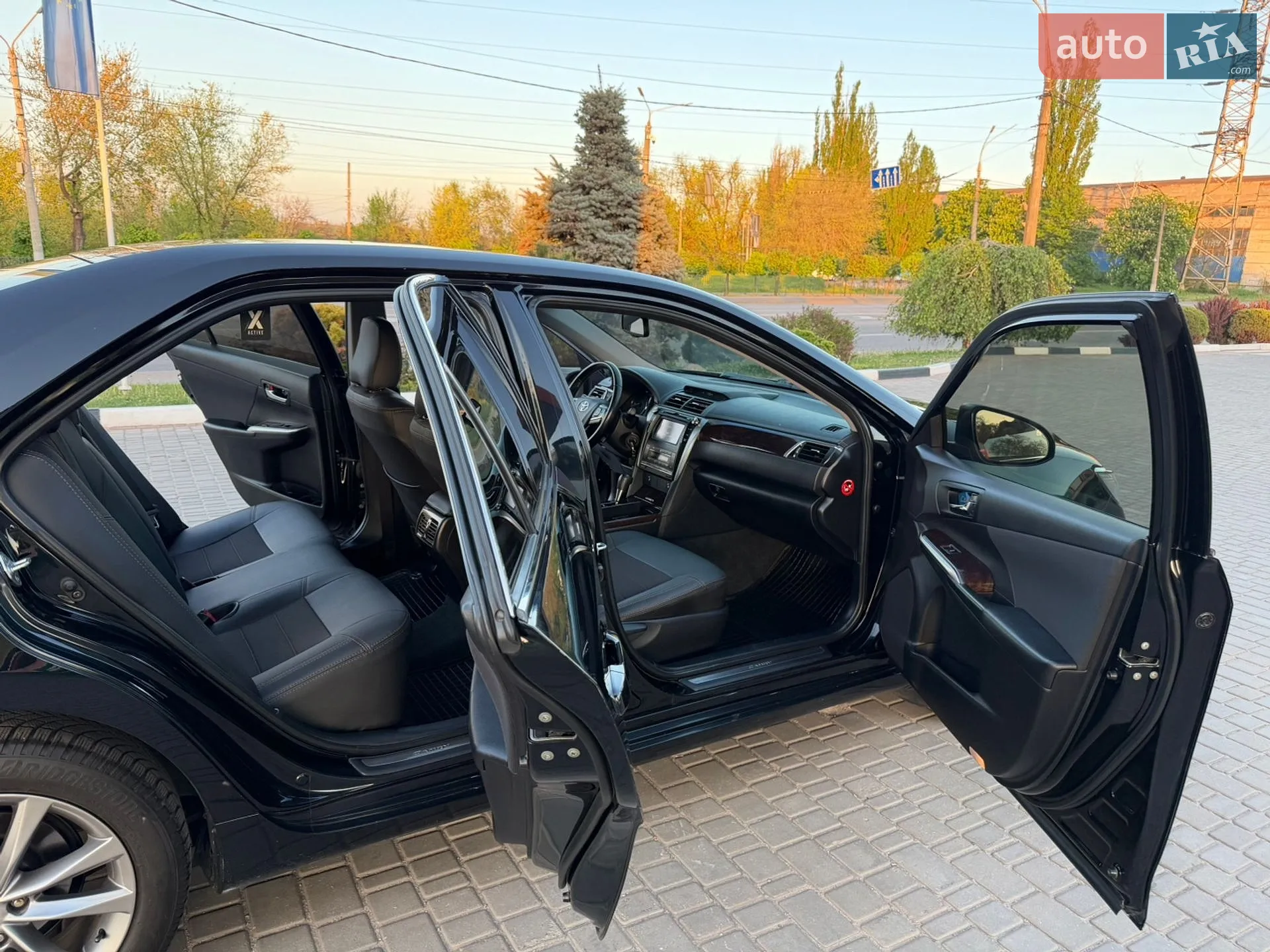 2014 Toyota Camry - мініатюра 25