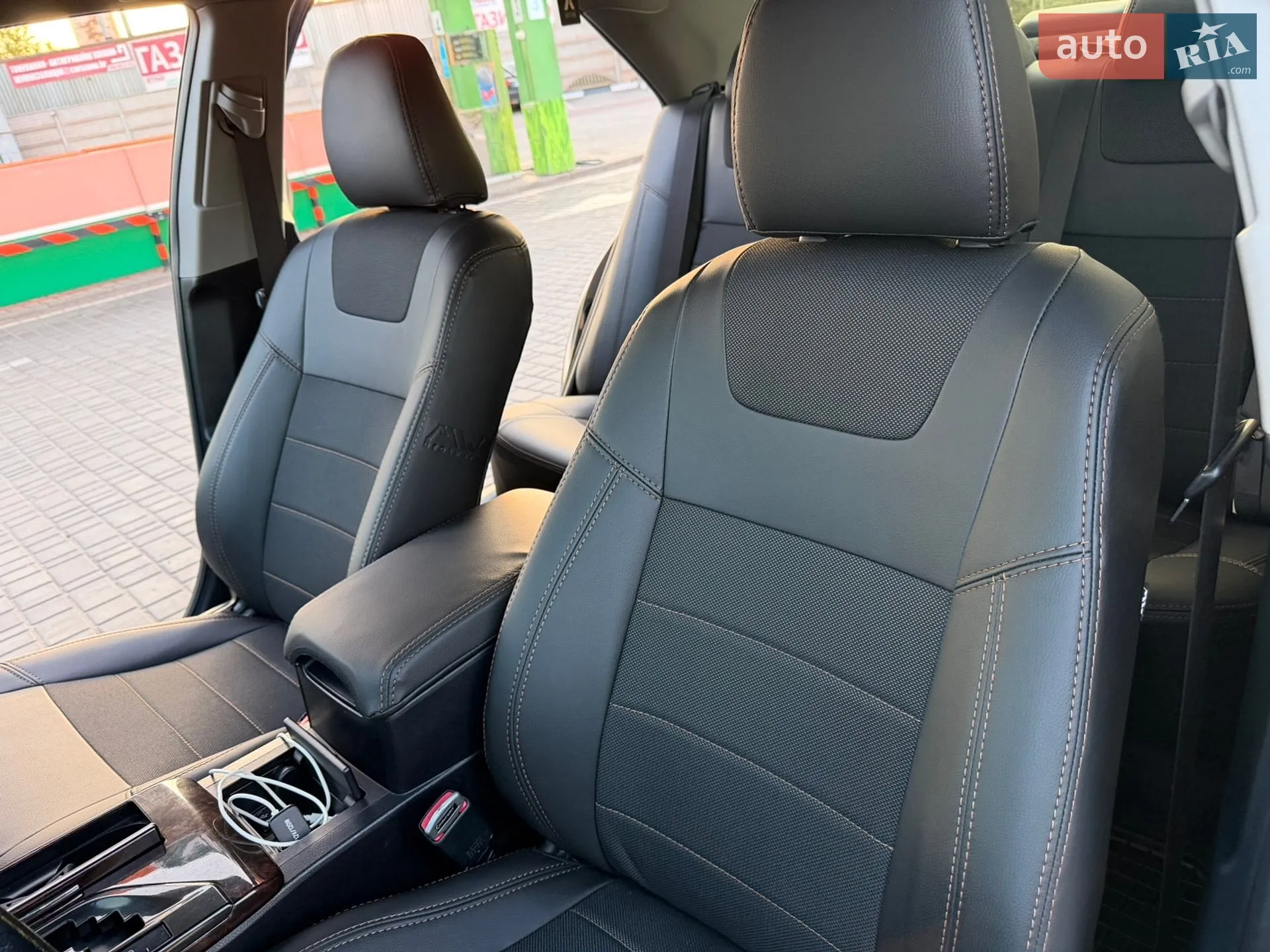 2014 Toyota Camry - мініатюра 28