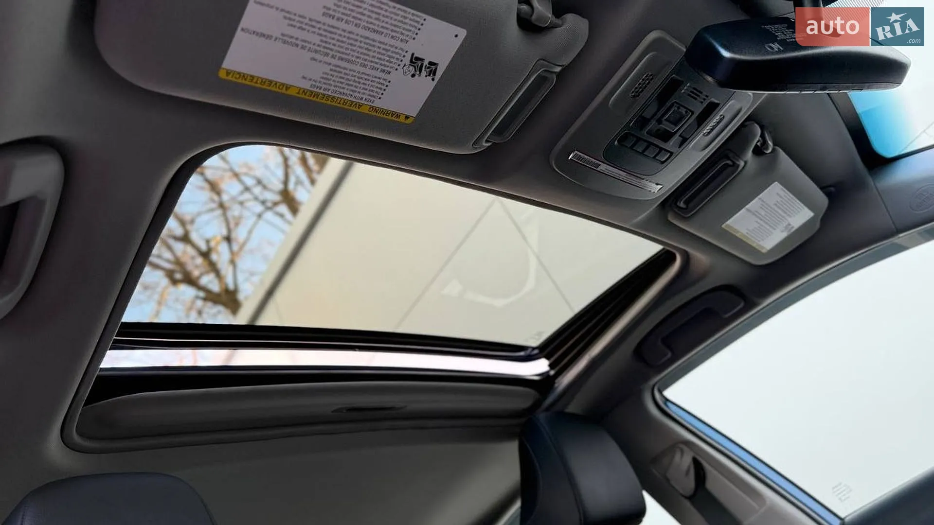 2020 Toyota Camry - мініатюра 19