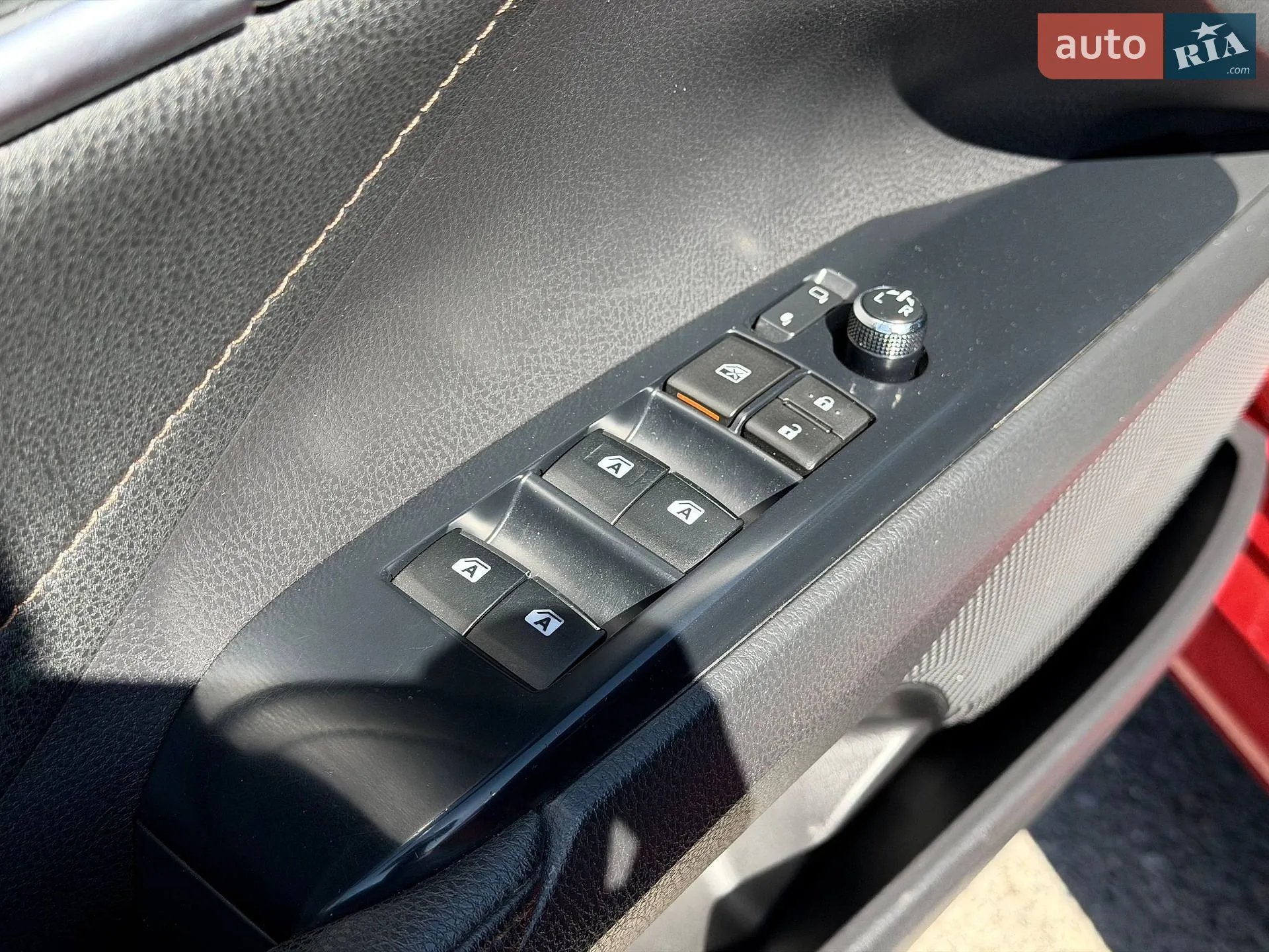 2018 Toyota Camry - мініатюра 39