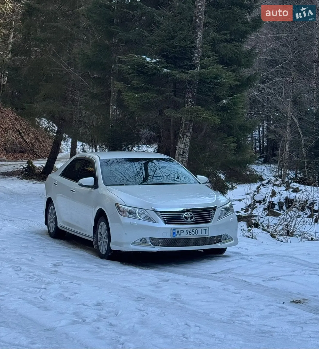 2012 Toyota Camry - фото 1