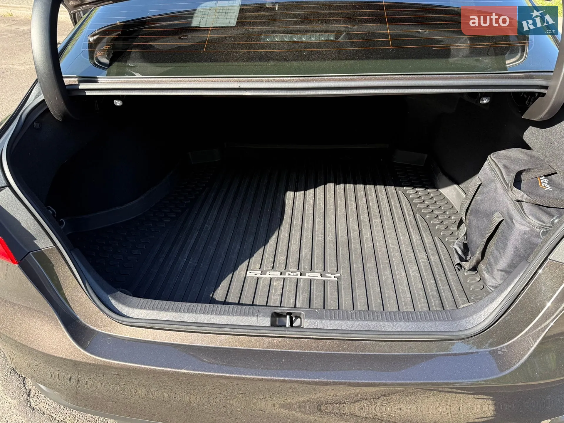 2019 Toyota Camry - мініатюра 23