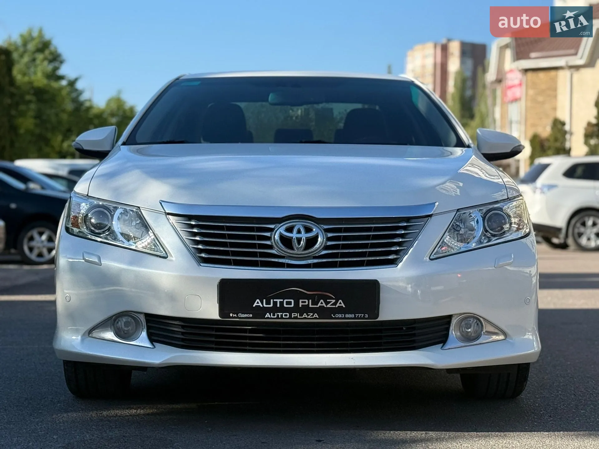 2013 Toyota Camry - мініатюра 3