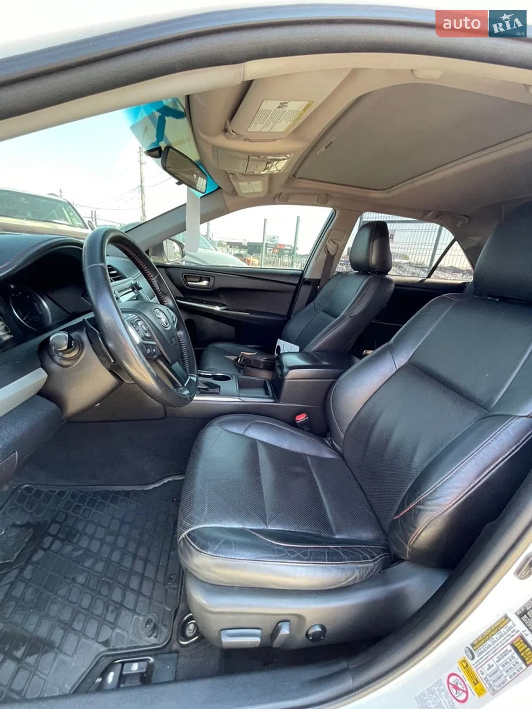 2016 Toyota Camry - мініатюра 10