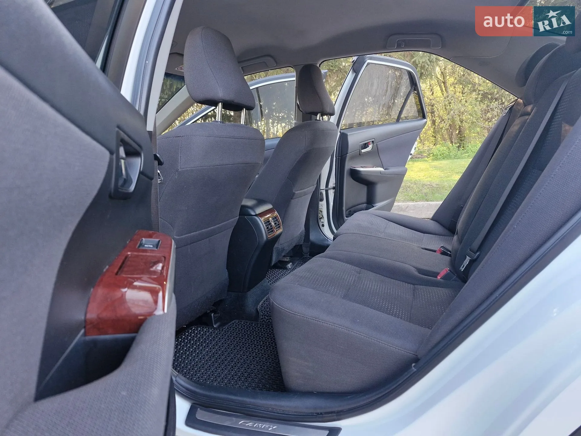 2013 Toyota Camry - мініатюра 16