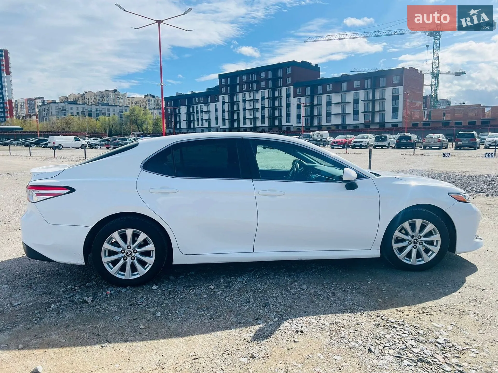 2018 Toyota Camry - мініатюра 8