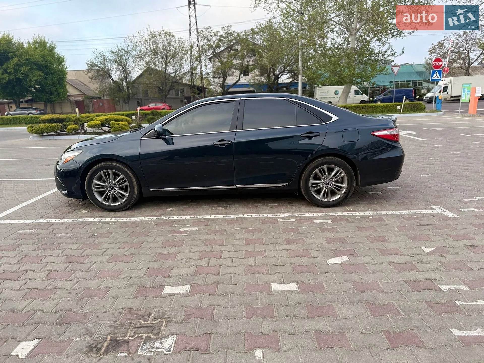 2016 Toyota Camry - мініатюра 5