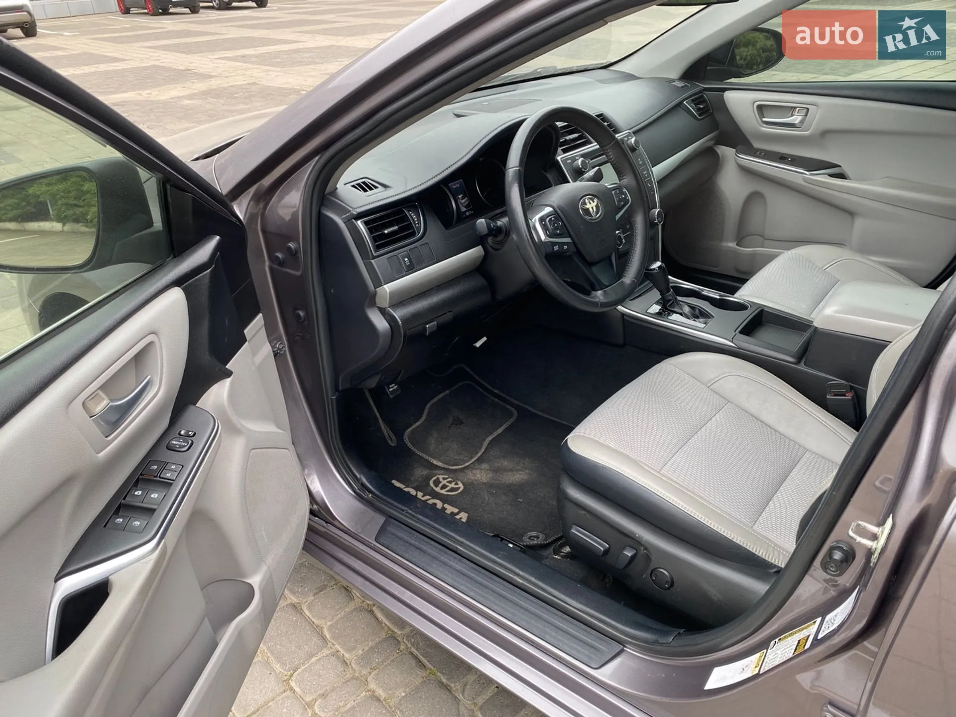 2017 Toyota Camry - мініатюра 7