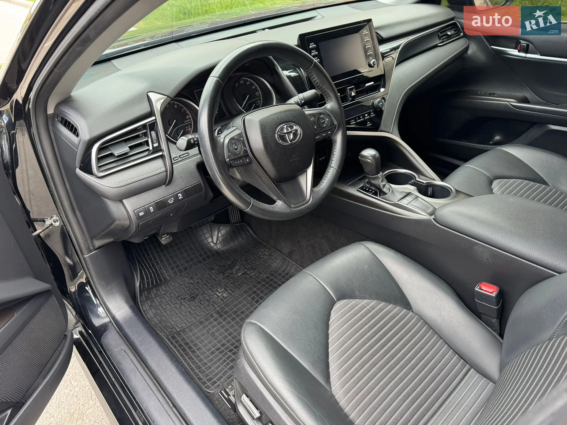 2022 Toyota Camry - мініатюра 12