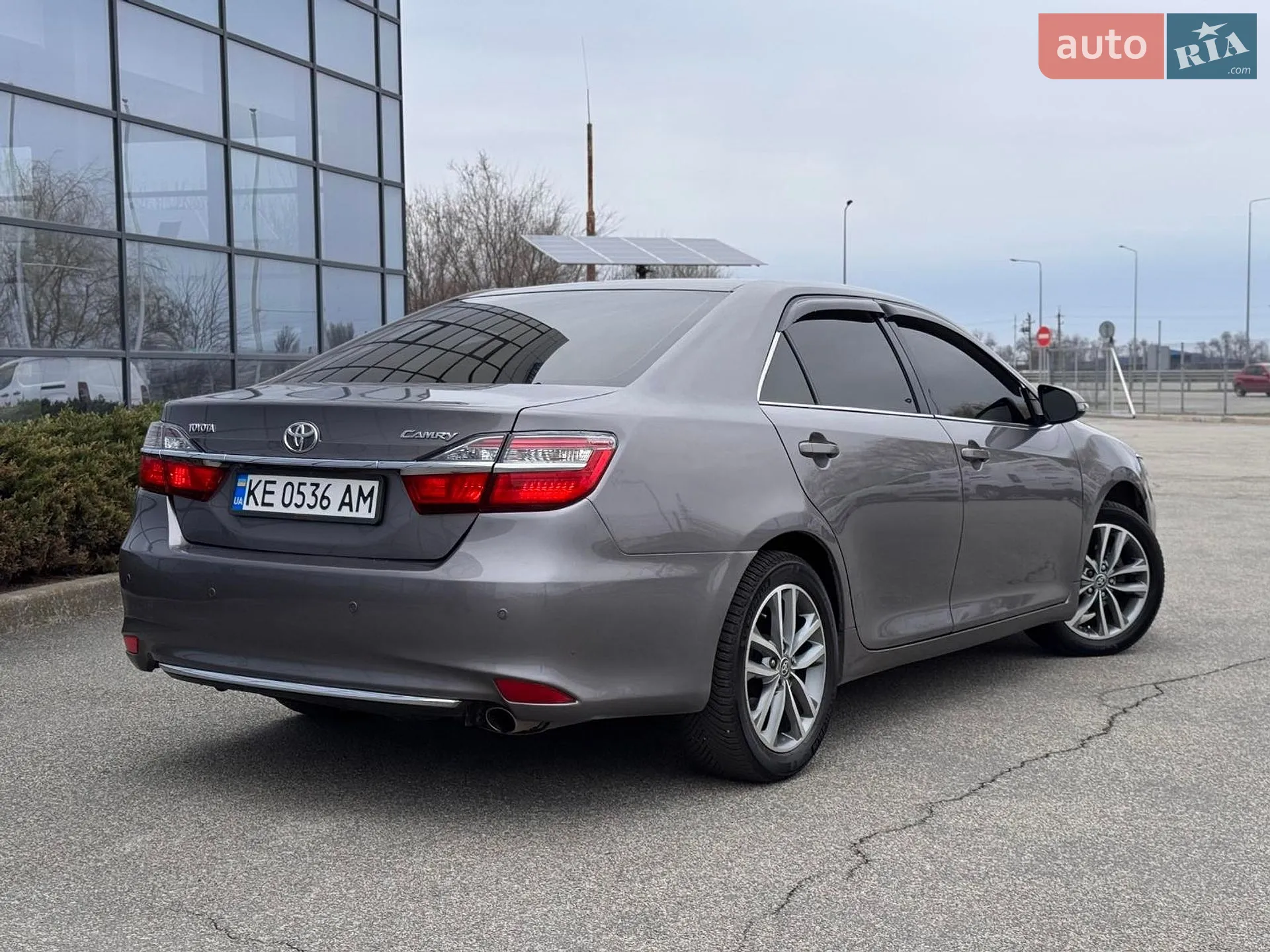 2016 Toyota Camry - мініатюра 4